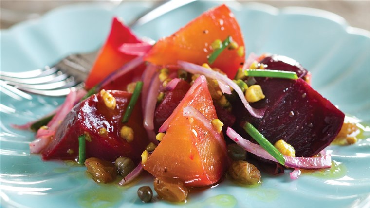 Печен Red and Golden Beet Salad with Pistachios