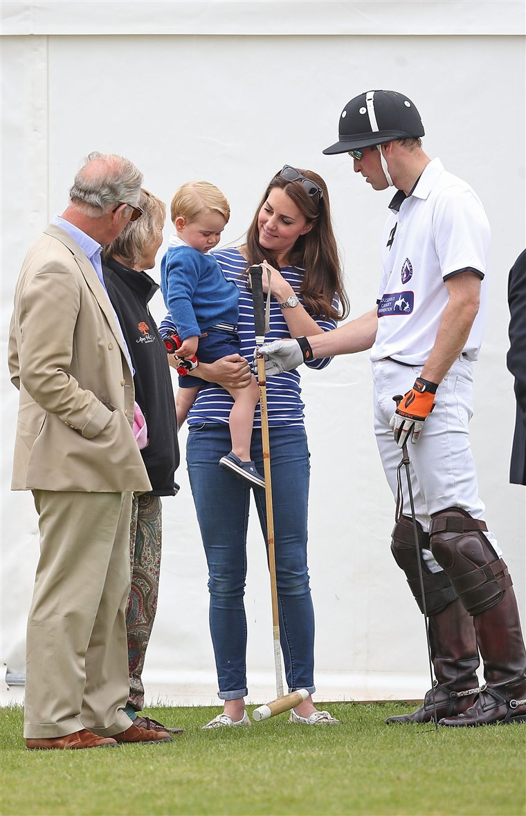 Војвода Of Cambridge and Prince Harry play In Gigaset Charity Polo Match