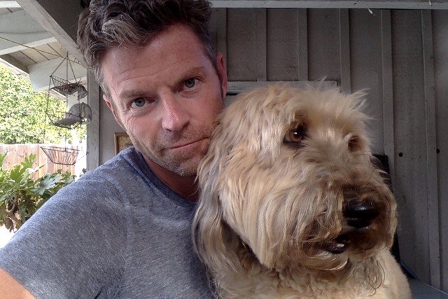 Författare and TV personality Dave Holmes penned a moving Esquire essay about the life and death of his dog, Junior.