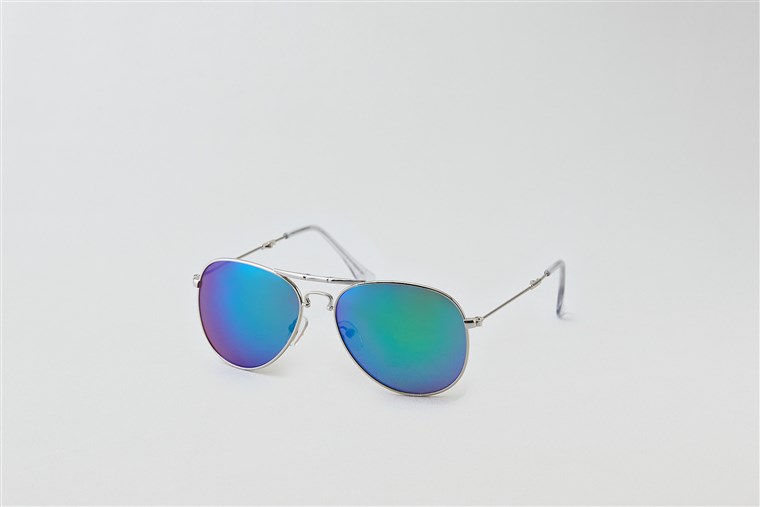 АЕО Folding Aviator sunglasses for an oval-shaped face
