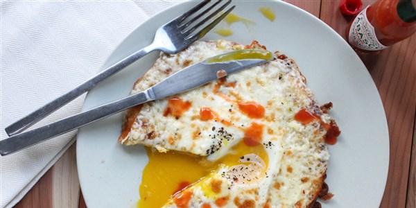 3 Ingredient Breakfast Pizza Bianco