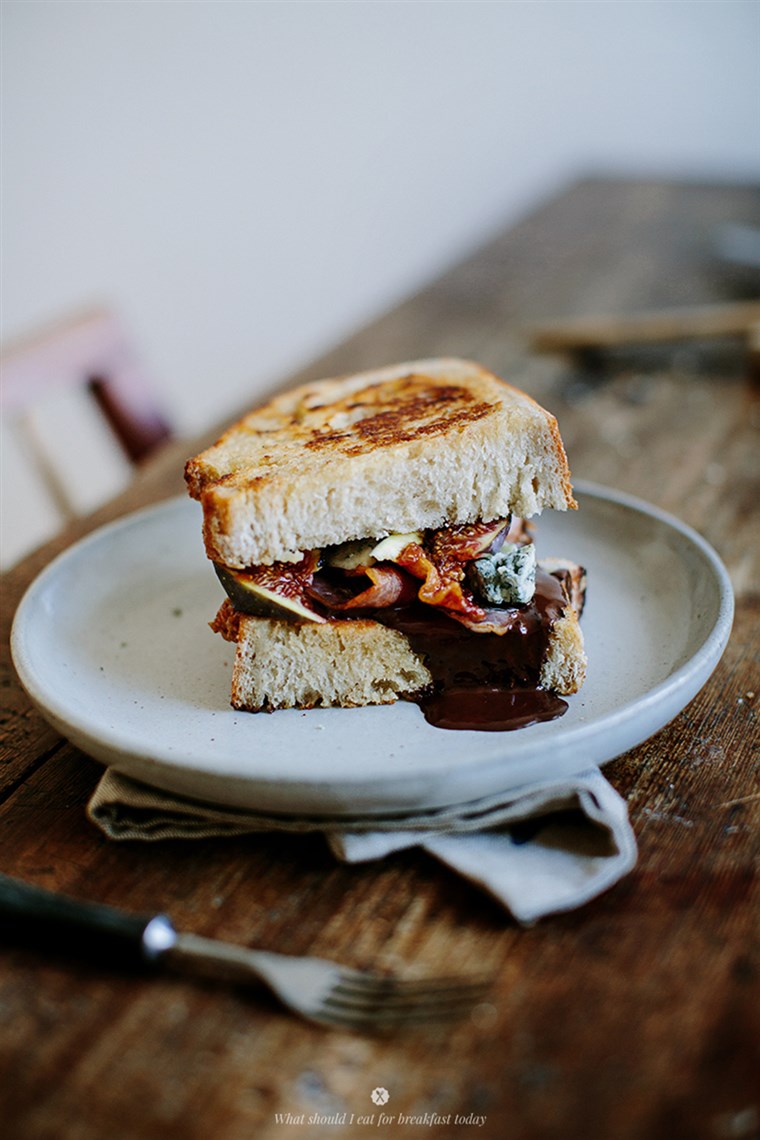 Fierbinte sandwich with chocolate, bacon, blue cheese and figs, courtesy of Marta Greber/What Should I Eat for Breakfast Today