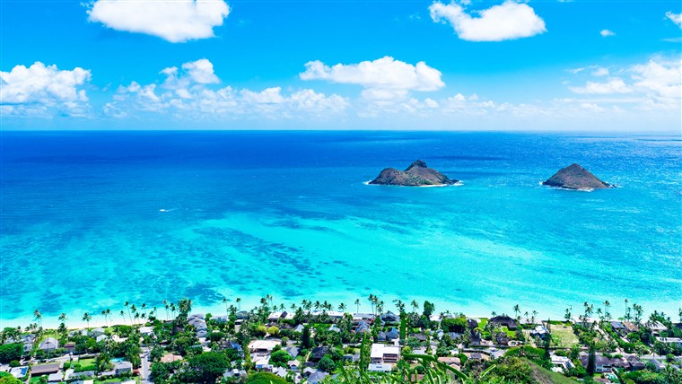 Cel mai bun US beaches: Lanikai Beach as seen from above in Kailua, Oahu, Hawaii