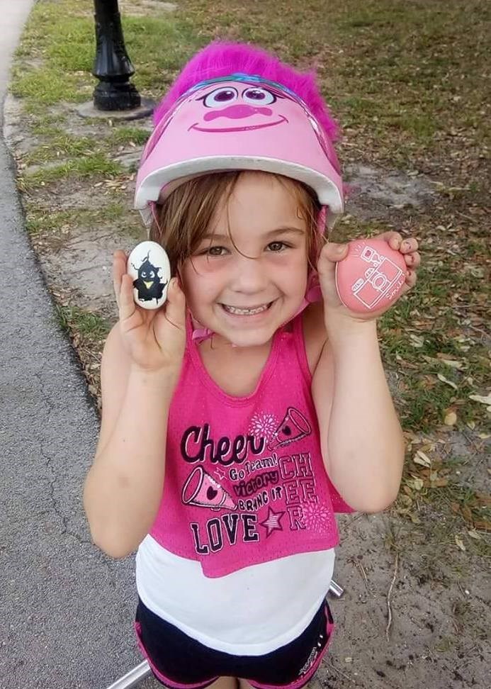 Кендра Brownell-Ryan says her daughter, Molly, 6, is constantly on the lookout for rocks in their Florida town.