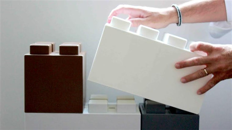 EverBlock ™ is a Life-Sized Modular Building Block That Allows You To Build Nearly Anything