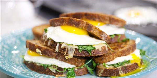 Тхе Ultimate Breakfast Sandwich
