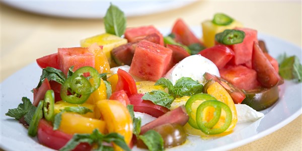 Obiecte de familie Tomato and Watermelon Salad with Mozzarella