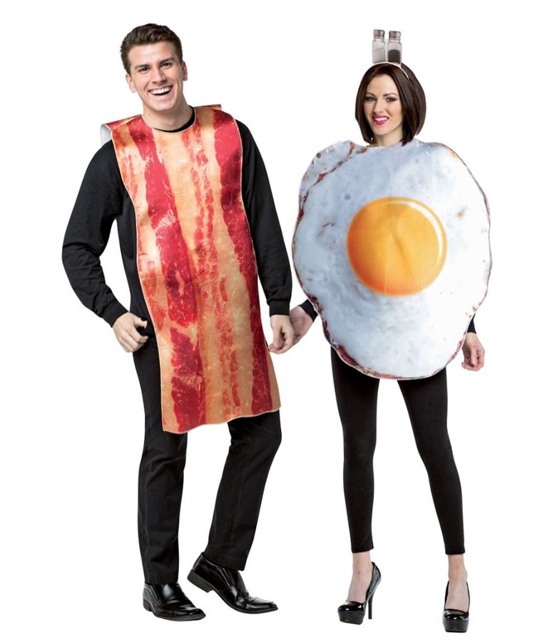 Slănină and Egg costume