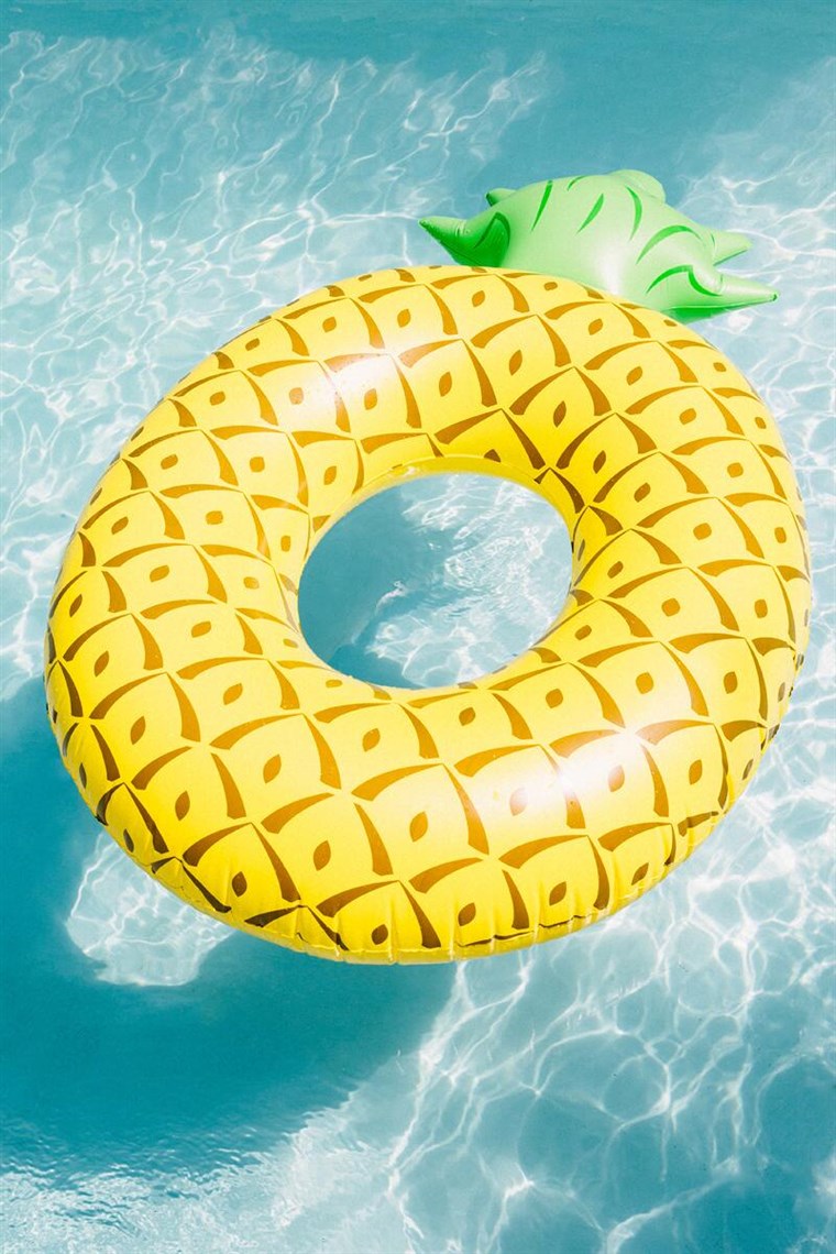 Ananas pool float