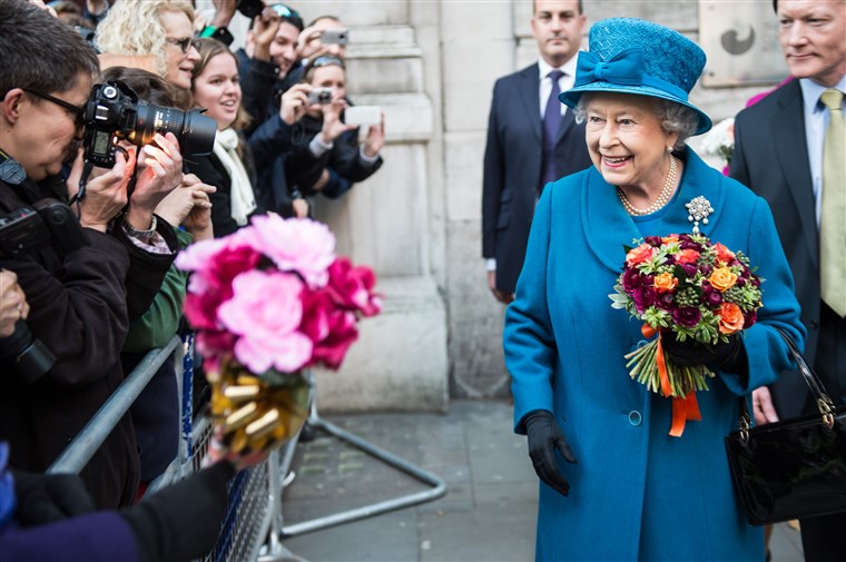 Regină Elizabeth II Visits The Royal Commonwealth Society