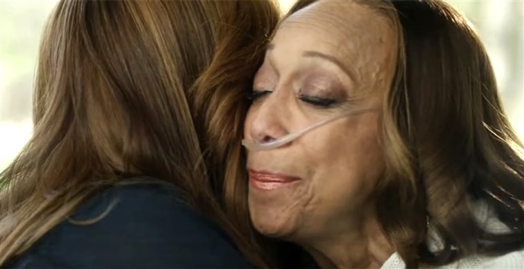 Karalienė Latifah loses her mom, Rita Owens, to heart condition
