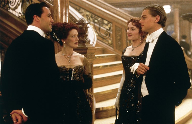 TITANIC, from left: Billy Zane, Frances Fisher, Kate Winslet, Leonardo DiCaprio, 1997. ph: Merie Wei