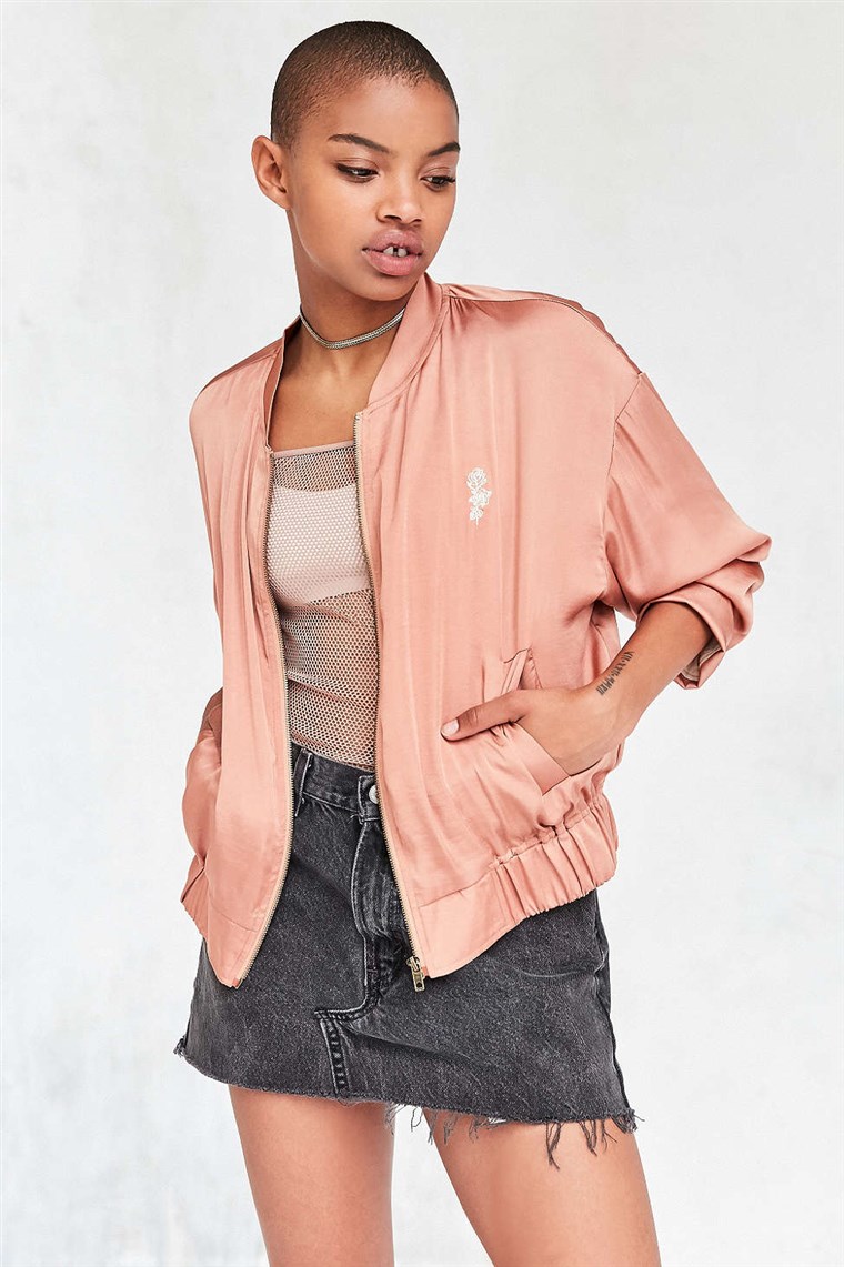 Урбан Outfitters Silence + Noise satin bomber jacket