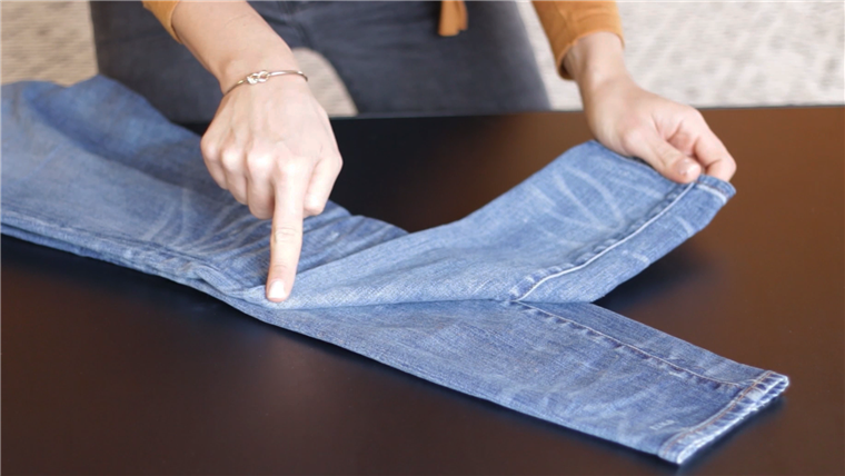 Kaip to pack jeans