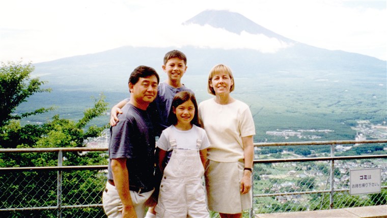 De Okazaki family in Japan