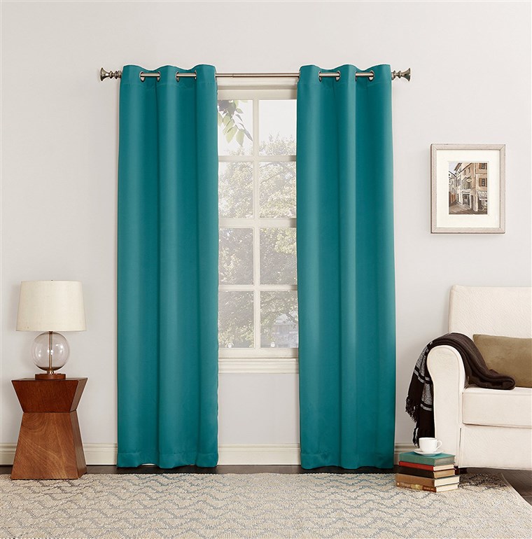 Užblokavimas curtains will block out all the pesky light shining in through your windows.