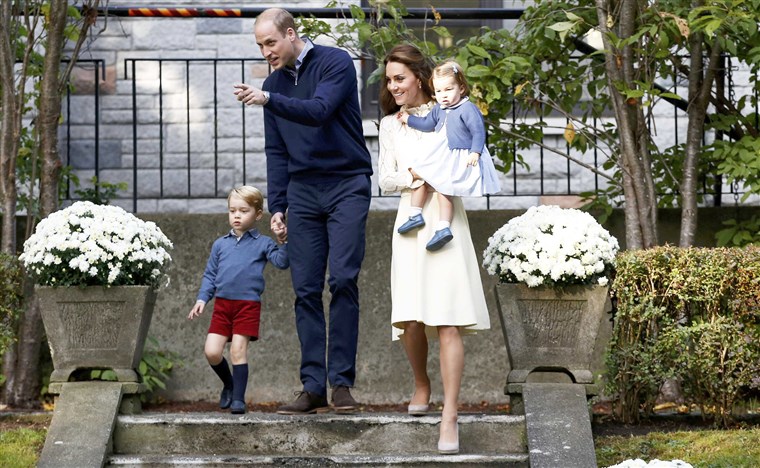 Princas William, Catherine, Duchess of Cambridge, Prince George and Princess Charlotte