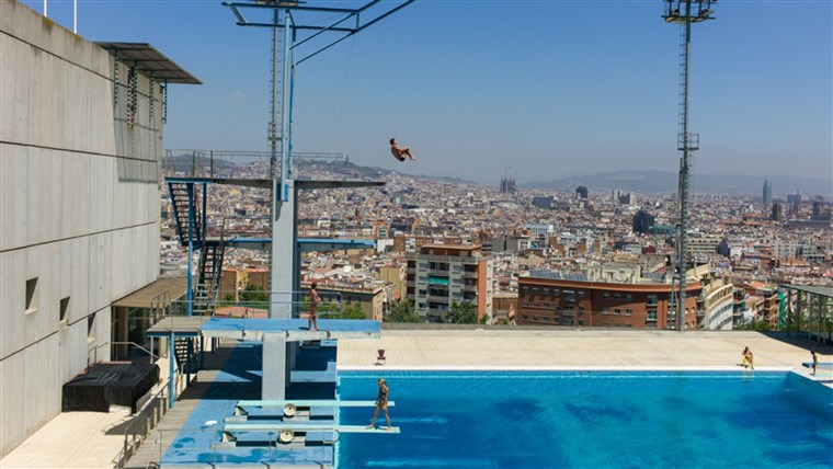 Barcelona has been heralded as a city that used the Olympics to its advantage. Used for both the diving and water polo events during the 1992 Olympics, the pool is now open to the public during the summer months. Kylie Minogue used the pool as a music video setting. 