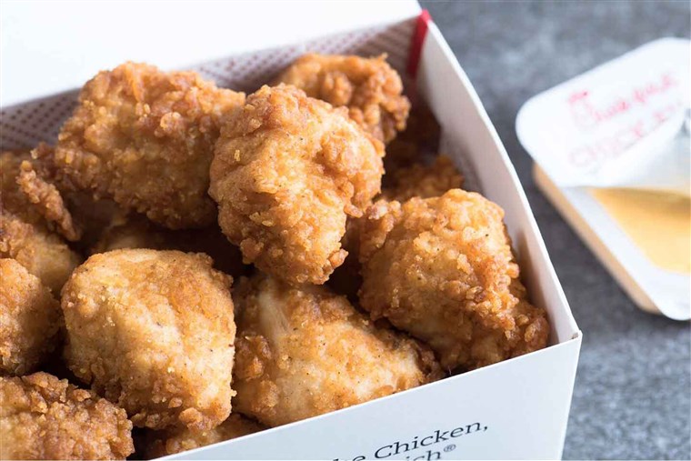 Sub the promotion, customers can choose between pressure-cooked or grilled chicken nuggets.
